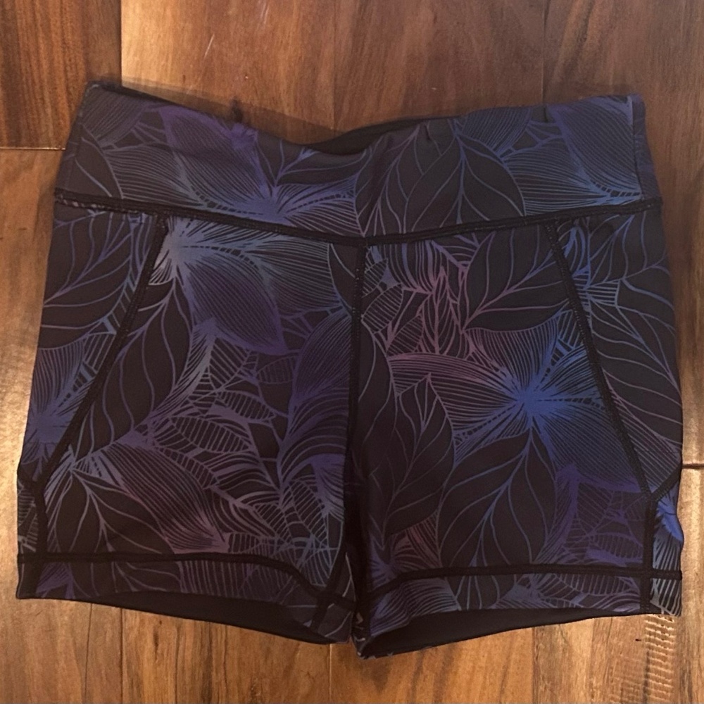Title Nine shorts